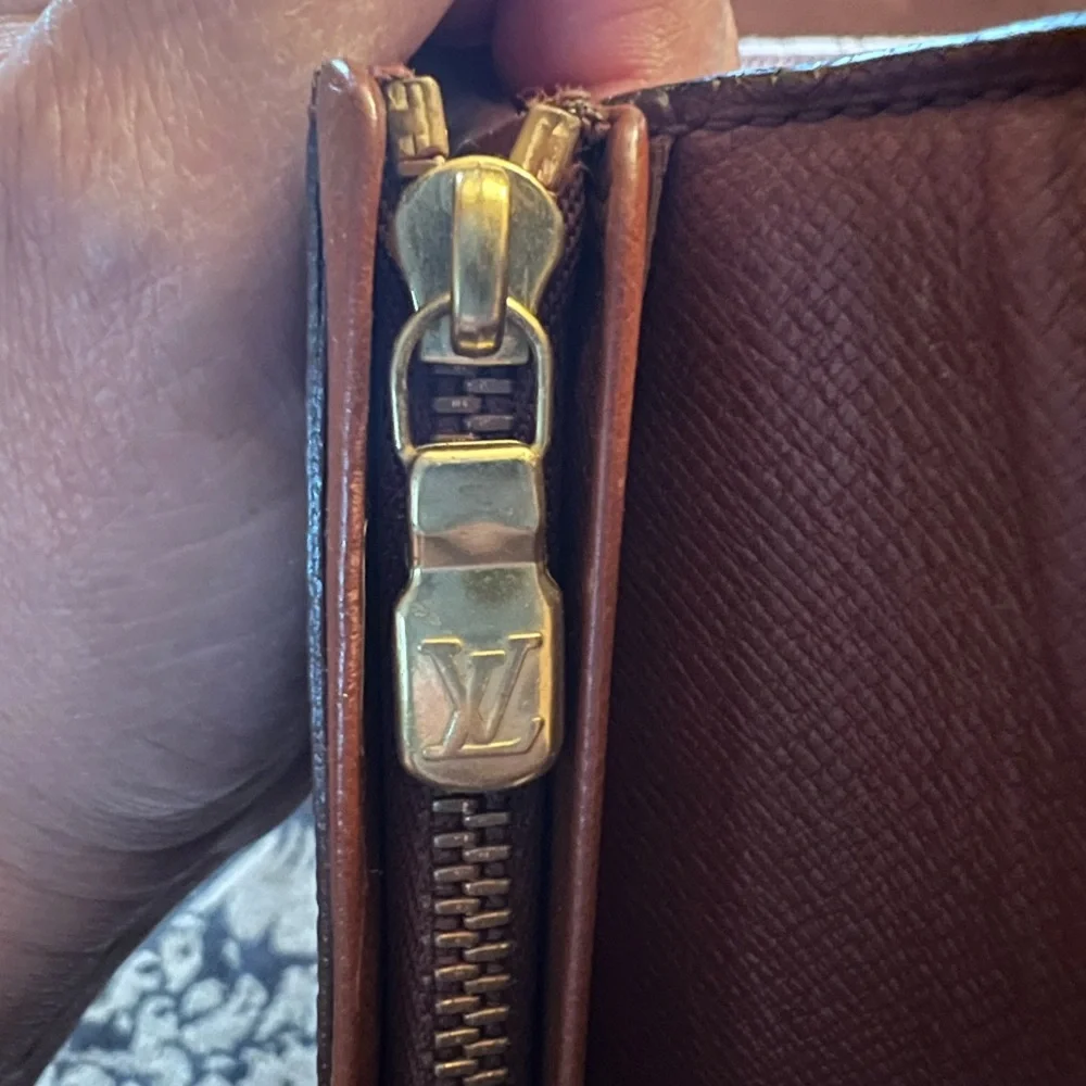 Louis Vuitton wallet - Picture 5 of 7